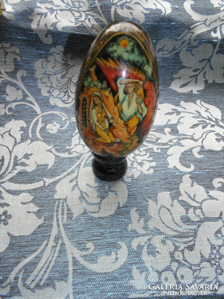 Russian lacquer work signed wooden egg