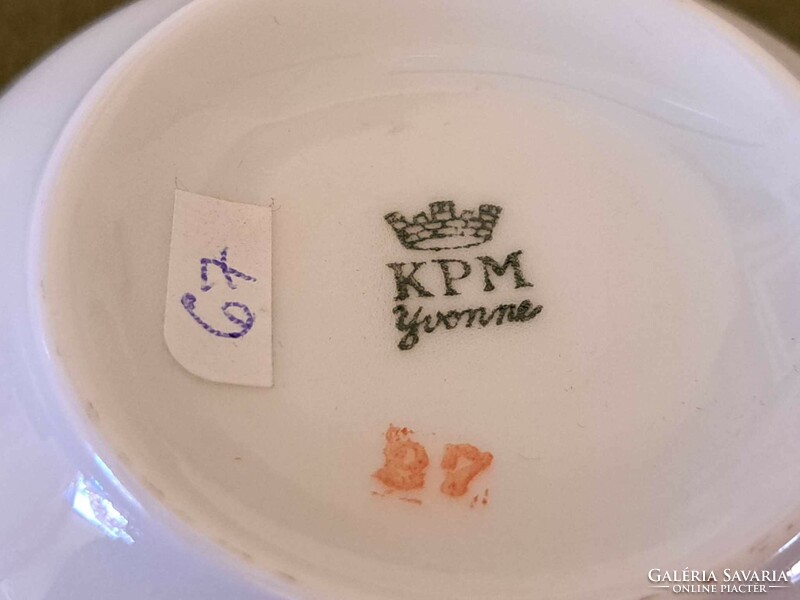 KPM Yvonne Germany virágos teás csésze