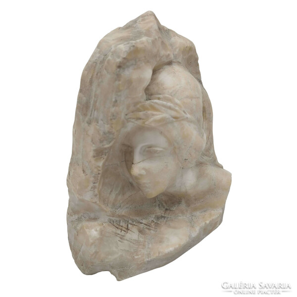 Marble statue female portrait m00840