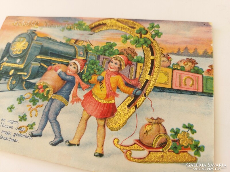 Régi képeslap újévi levelezőlap szerencsehozó vonat gyerekek patkó lóhere
