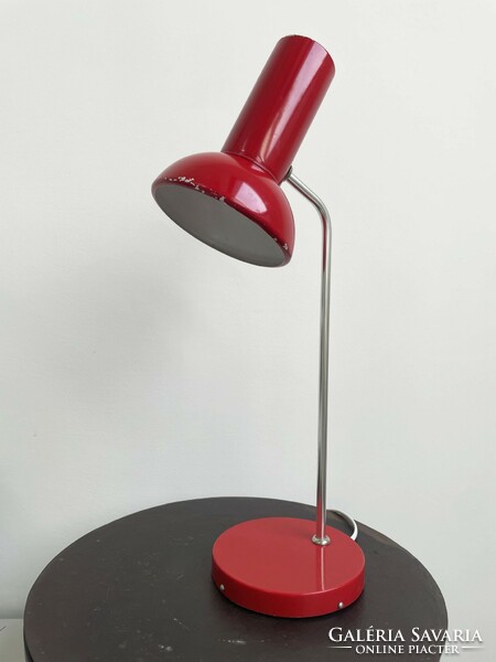 Retro table lamp red