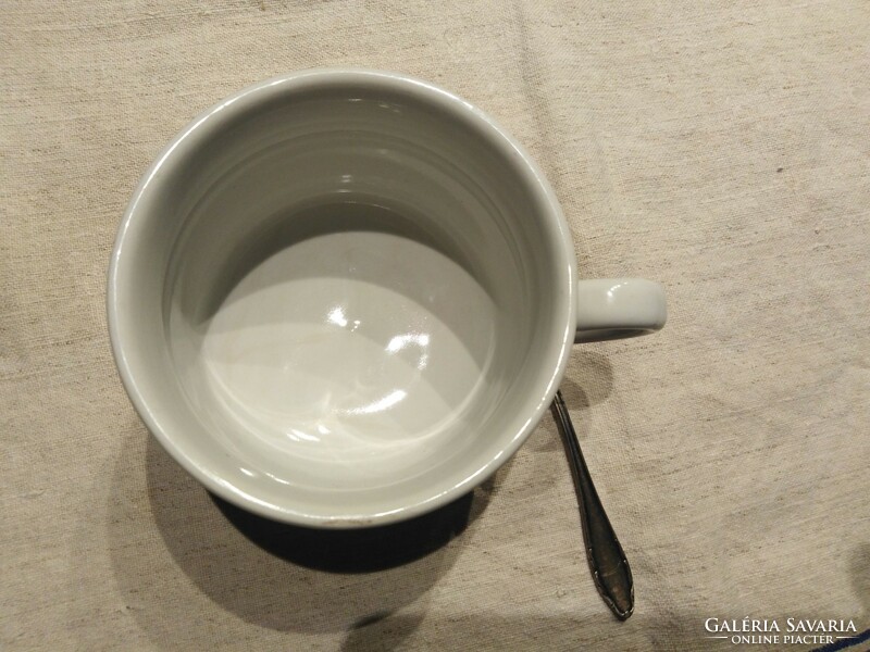 Nagy méretű porcelán csésze - nosztalgikus hangulatban