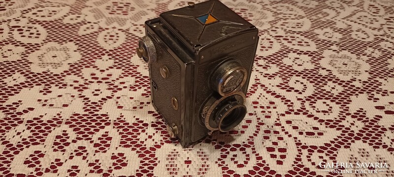 Voigtländer Brillant TLR kamera Anastigmat "Skopar"  1:4,5 / F = 7,5  Antik!