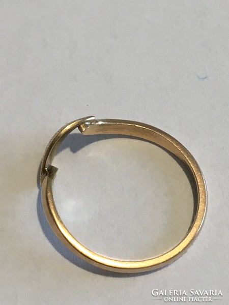 14 ct arany gyűrű kávészem alakú fejrésszel, 1,68 g