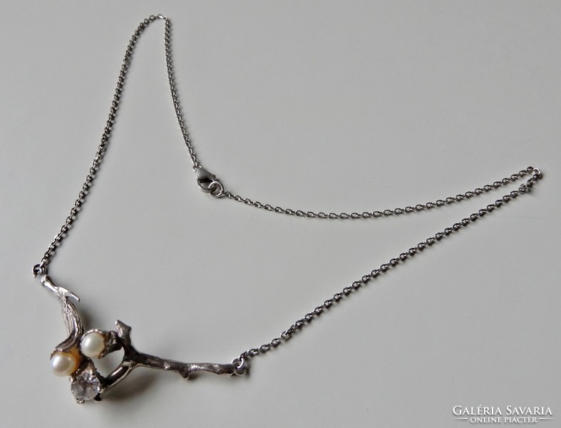 Ezüst kézműves nyaklánc valódi gyöngyökkel és cirkónia kővel