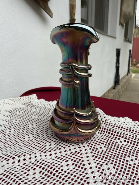 Beautiful eosin iridescent vase Karcagi berekfürdő glass collectors mid-century modern