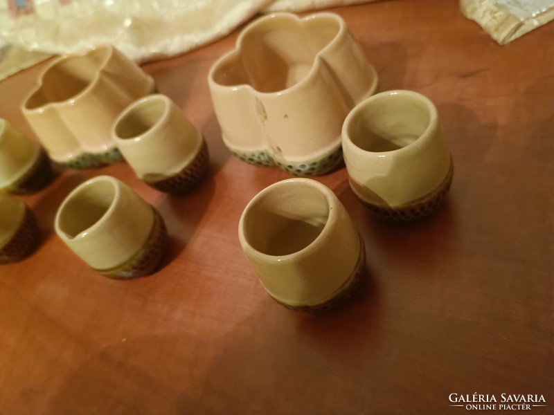 Ceramic cups