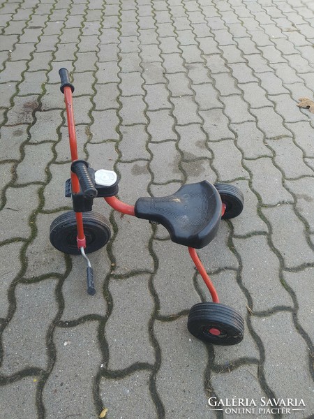 Retro children's tricycle