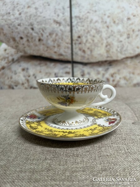 Alt wien yellow - gold scene beautiful porcelain tea cup + saucer a60