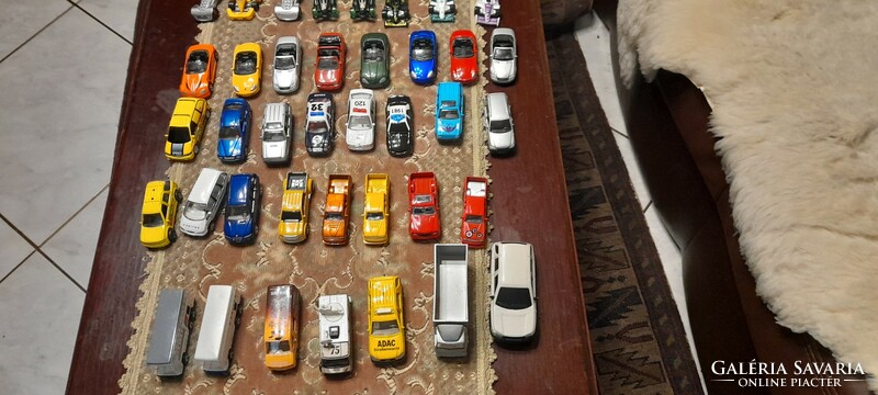 Matchbox 80 pcs. -Collection- small car / in one.