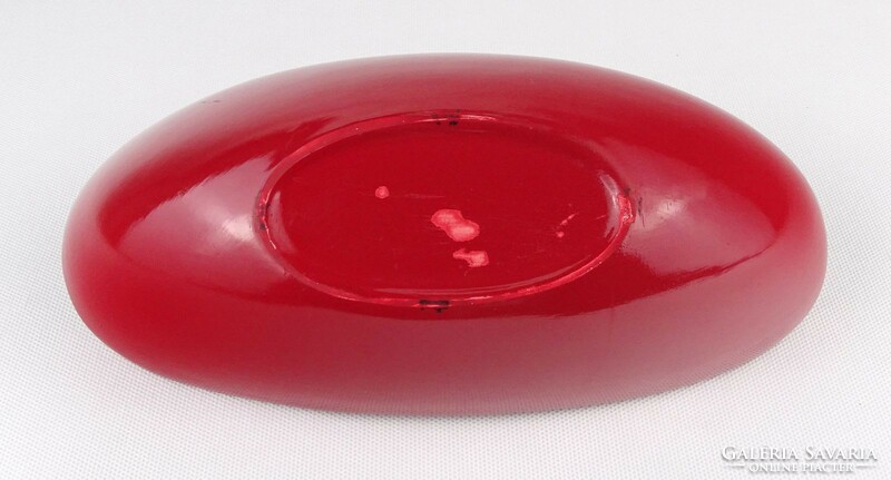 1P697 red boat-shaped ceramic serving bowl 26 cm