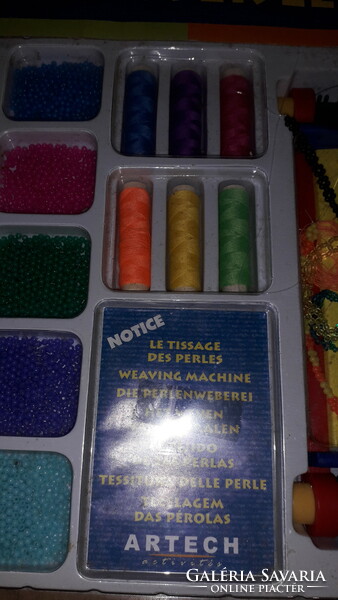 Complete mini loom beading set with box, unopened as shown in the pictures, in beautiful condition