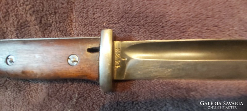 World War bayonet, k98 mauser, with numbered case.