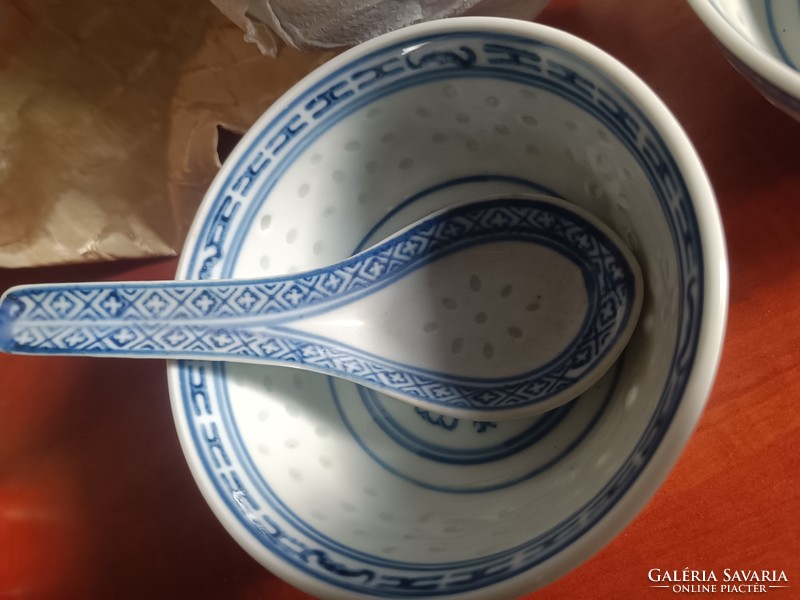 6 db kínai porcelán tálka
