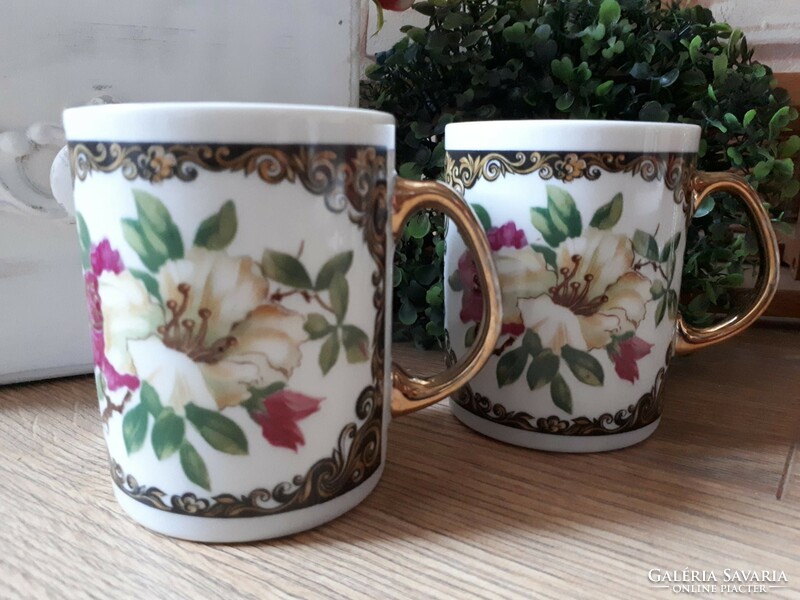 Polish mugs with flowers
