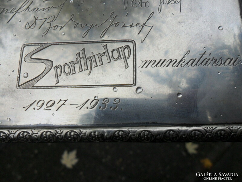 Sports newspaper 1927-1932 silver staff commemorative plaque