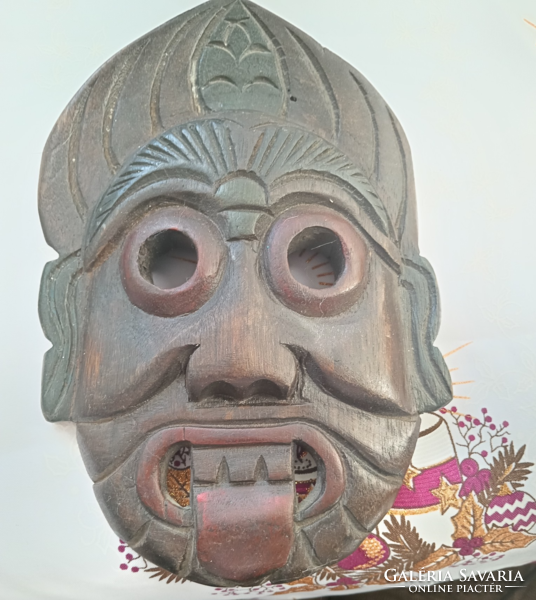 Wooden mask wall decoration