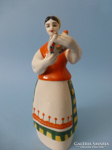 Russian polonnoje porcelain girl