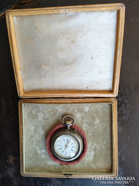 Antique silver women's double lid pocket watch