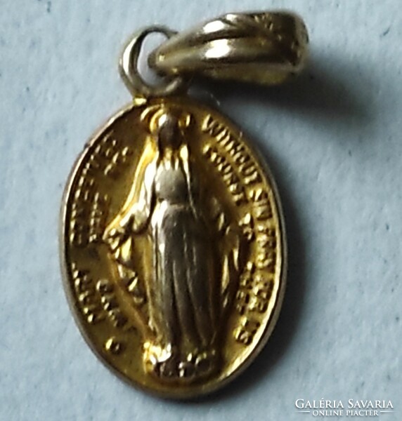 Discounted! 203-year-old antique gold 14-karat Mary pendant from 1820 for sale!