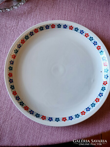 Plain porcelain cake plate with Bella pattern 28.5 cm