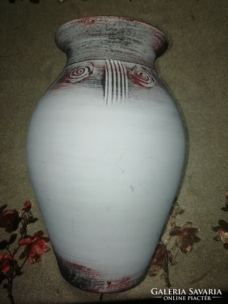 Ceramic vase with Greek pattern in perfect condition