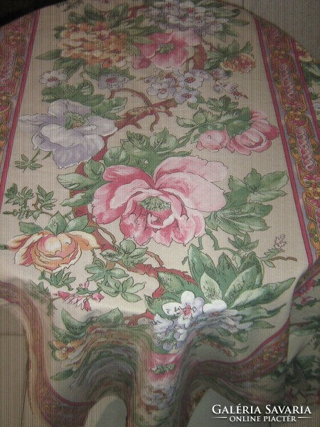Beautiful vintage style floral huge bedspread