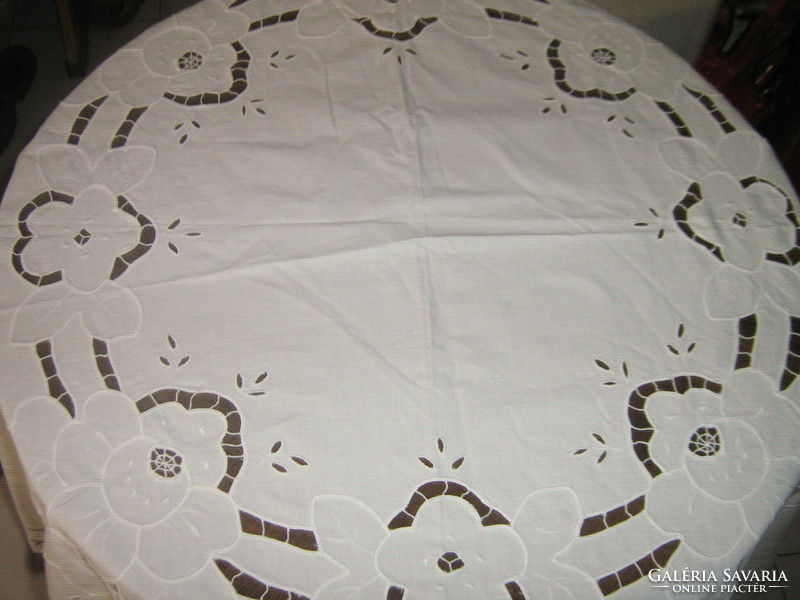 Beautiful white floral rosette round tablecloth