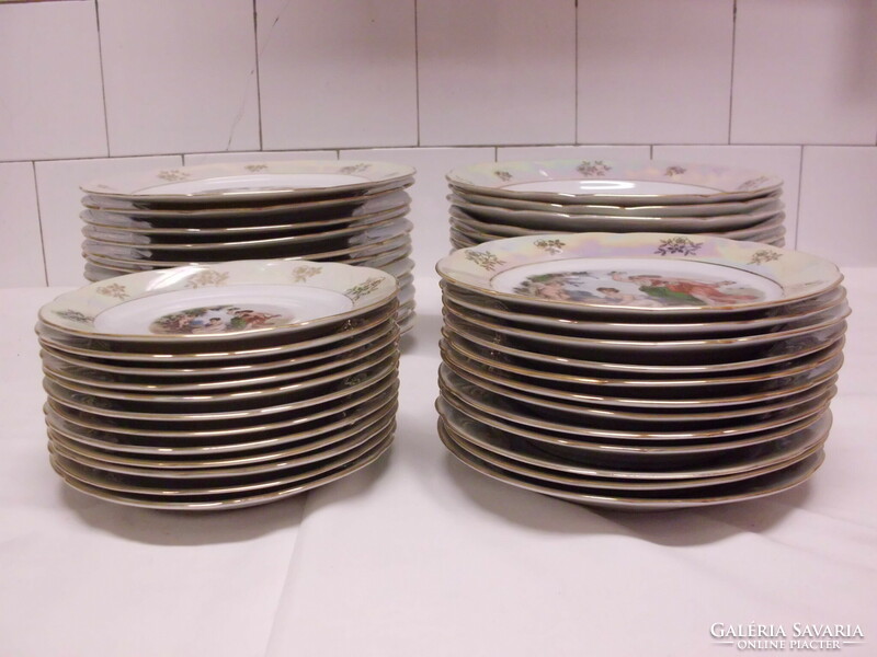 Kahla - porcelain - tableware - for 12 people! Plate set is heavy!
