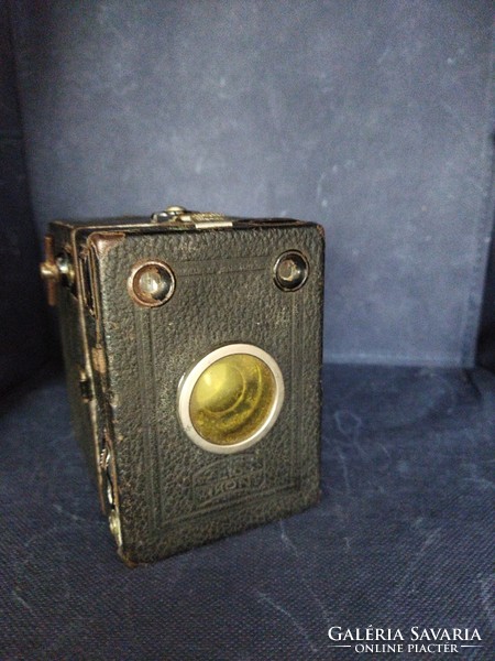 Zeiss icon old camera. Box tenor antique