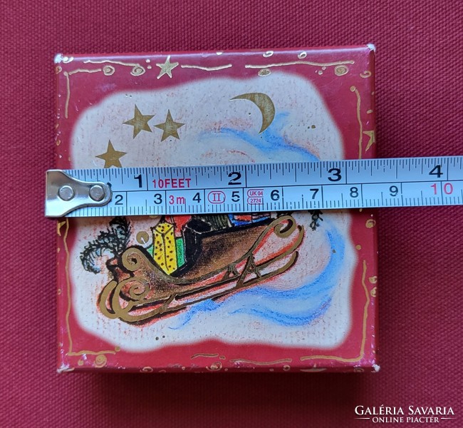 Old Christmas paper jewelry box
