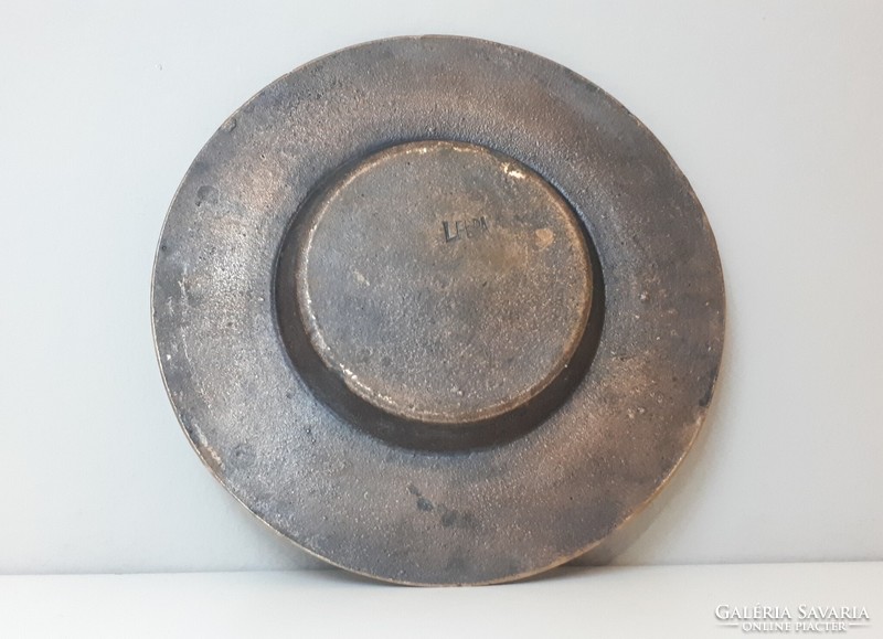 Laborcz flora (1947-) industrial artist bronze ashtray 12.5 Cm