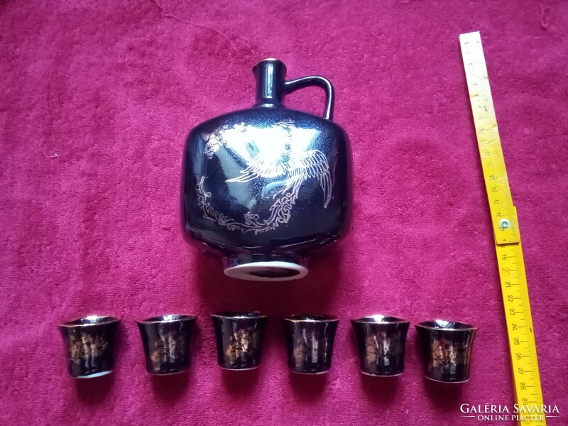 Black glass and gold decanter set with Japanese design, made in Poland