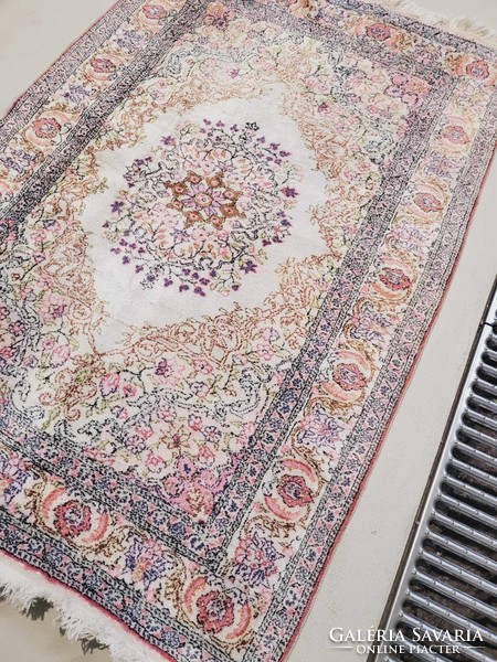 Kaiseri selyem 120x200 kézi csomózású perzsa szőnyeg FF53