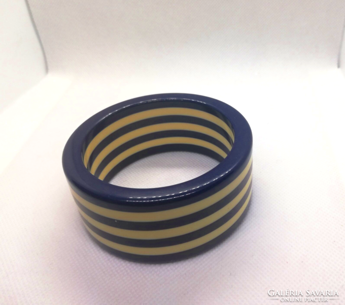 Retro striped bracelet - mango -