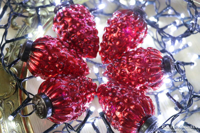 Blackberry-shaped metal Christmas tree decoration