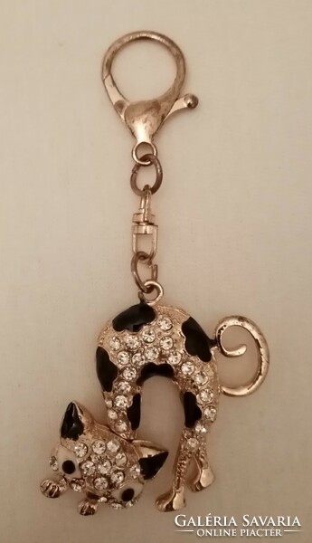 Kitten / cat keychain with crystals