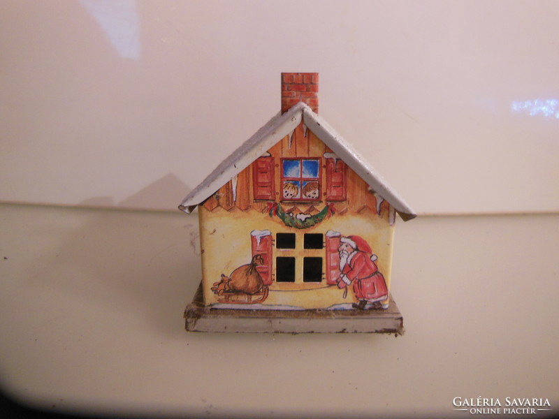 Christmas - smoke house - painted metal - 6 x 6 x 7 cm - flawless
