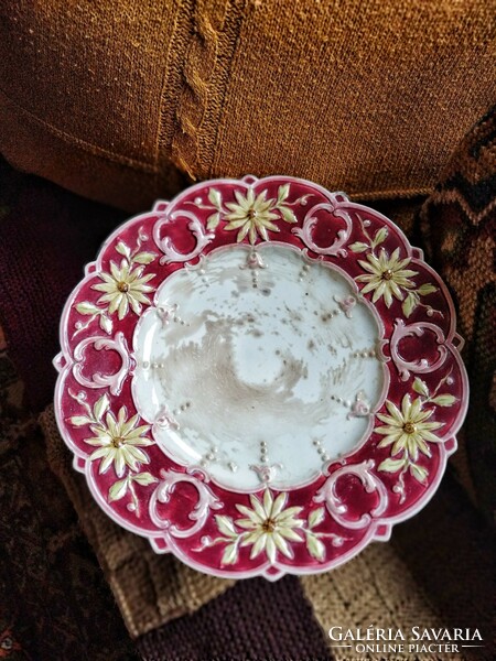 Antique majolica cake plate, pedestal plate