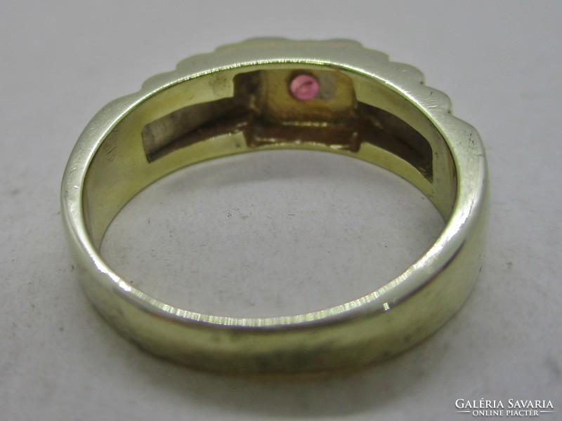 Very nice 14kt gold ring with real ruby stone