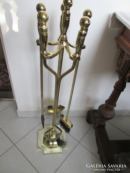 4-part, brass fireplace cleaning set. Negotiable!