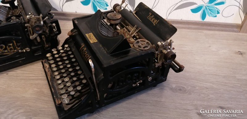 Ideal A3 antik írógépek eladók.