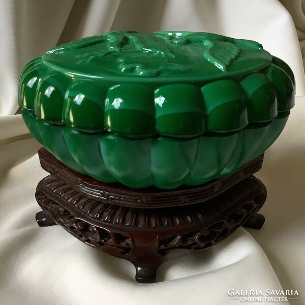 Malachite glass green box chest jewelry holder bonbonier bird dove love gerle couple forest animal