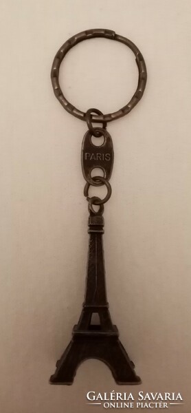Paris Eiffel Tower key chain (in bronze color)