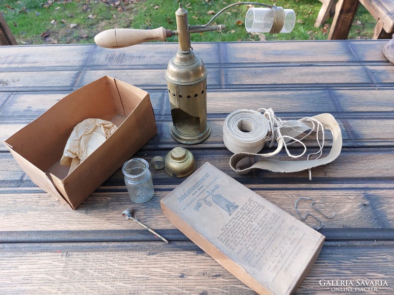 Antique medical device inhaler drugs for inhalation used for disinfection (134)
