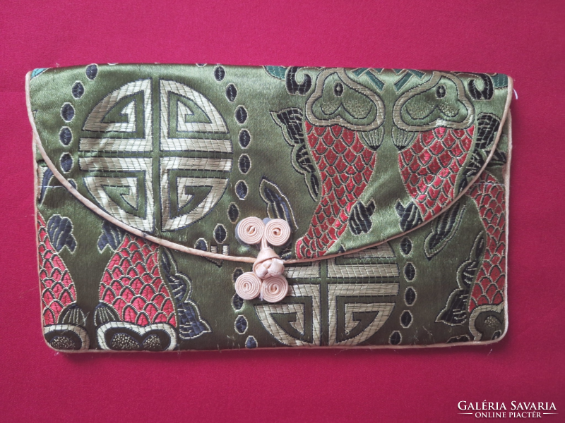 Chinese silk, fish, wallet, toiletry bag, toiletries