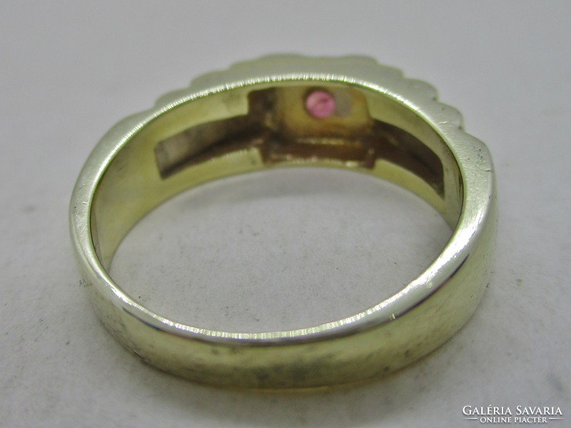 Very nice 14kt gold ring with real ruby stone