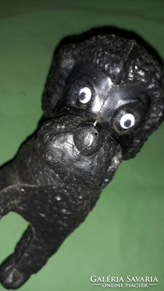 Régi DMSZ műanyag fekete ülő uszkár játék kutya figura 18 x 15 cm a képek szerint