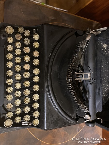 Torpedo old typewriter