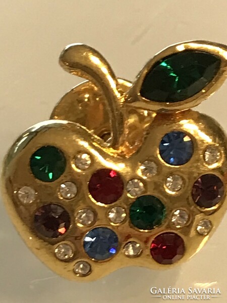 Apple-shaped brooch with colored crystals, 2.5 x 2.2 cm